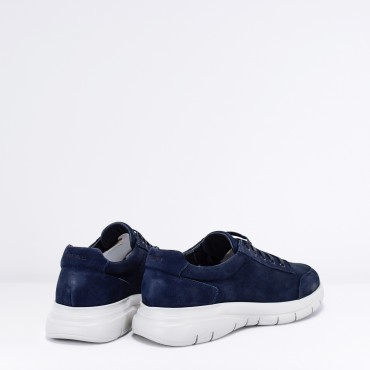 Sneaker in Nabuk Col. Blu