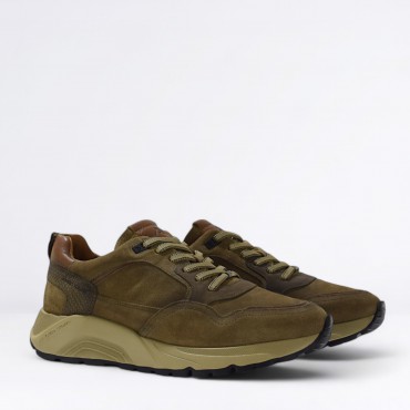 Sneaker in Camoscio Col. Tobacco