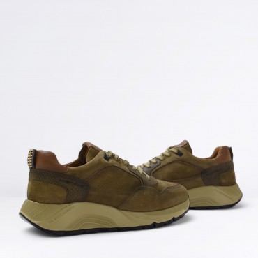 Sneaker in Camoscio Col. Tobacco