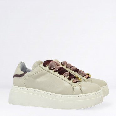 Sneaker in Pelle Col. Panna