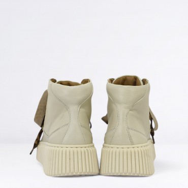 Sneaker in Pelle Col. Panna