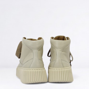 Sneaker in Pelle Col. Panna