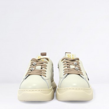 Sneaker in pelle Col. Latte